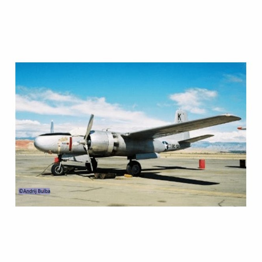 Plastic Aircraft Models * | Revell 1/48 B-26C Invader Plastic Model Kit 03823