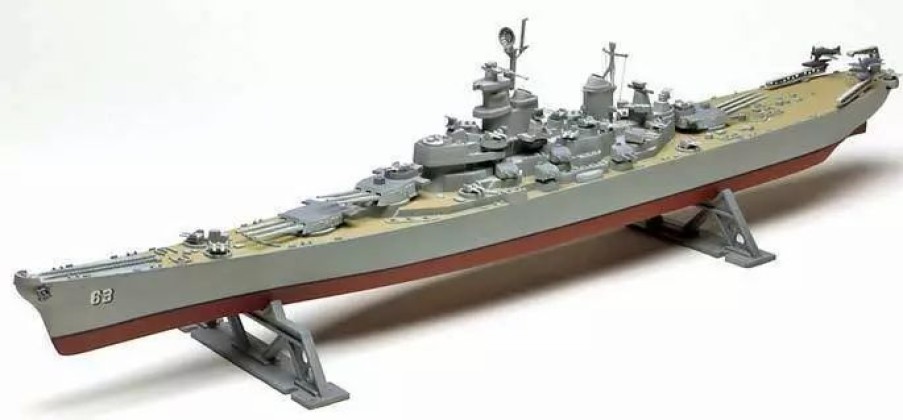 Plastic Ship Models * | Revell 1/535 Uss Missouri Battleship 10301 Plastic Model Kit