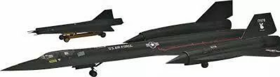 Plastic Aircraft Models * | Revell 1/72 Sr-71A Blackbird 15810 Plastic Model Kit