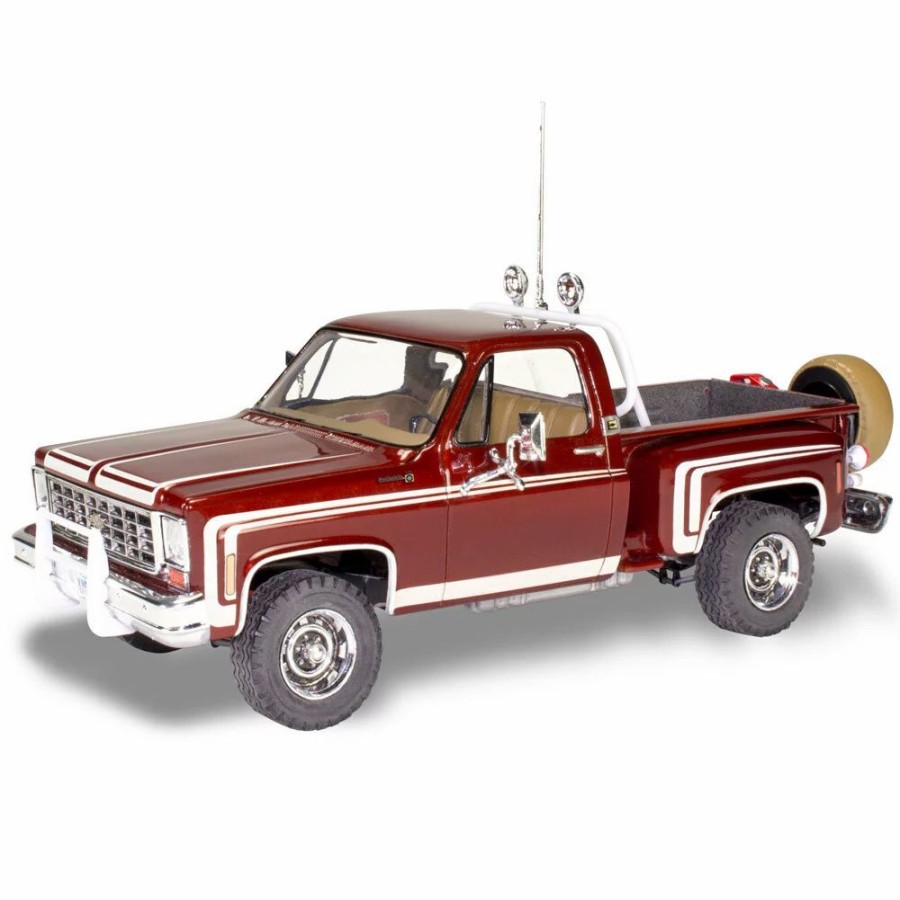 Plastic Civilian Vehicles * | Revell 1/25 76 Chevy Sports Stepside Pickup Plastic Model Kit