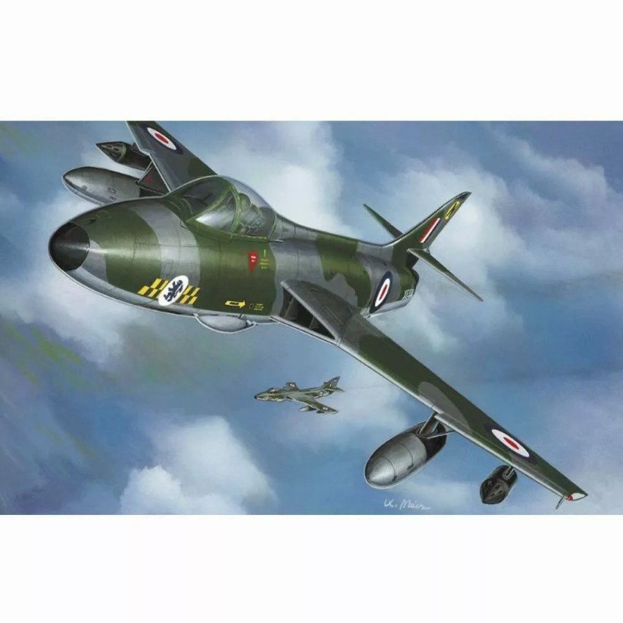 Plastic Aircraft Models * | Revell 1/144 Hawker Hunter Fga.9 Plastic Model Kit