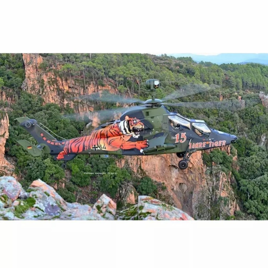 Plastic Aircraft Models * | Revell 1/72 Eurocopter Tiger "15 Years Tiger" 03839 Plastic Model Kit