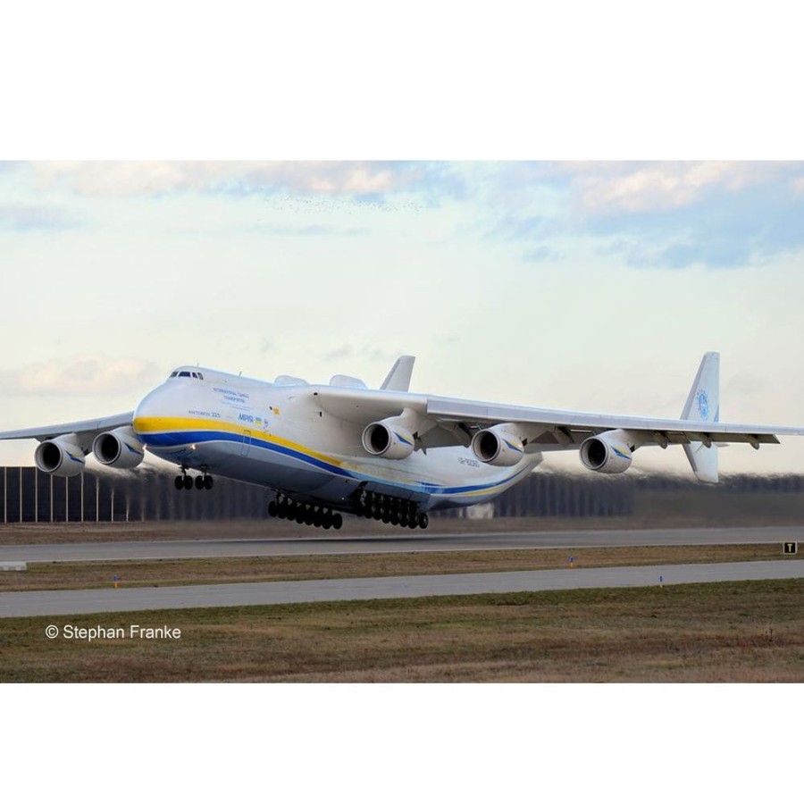 Plastic Aircraft Models * | Revell 1/144 Antonov An-225 Mrija 04958 Plastic Model Kit