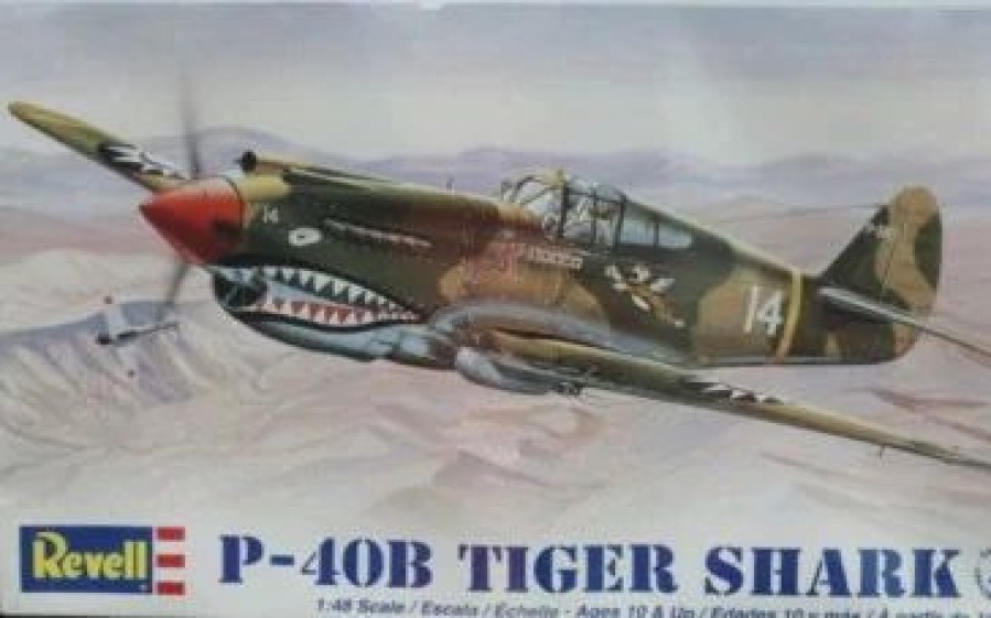 Plastic Aircraft Models * | Revell 1/48 P-40B Tiger Shark 15209 Plastic Model Kit