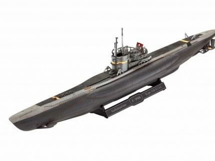 Plastic Ship Models * | Revell 1/350 German Submarine Type Vii C/41 05154 Plastic Model Kit